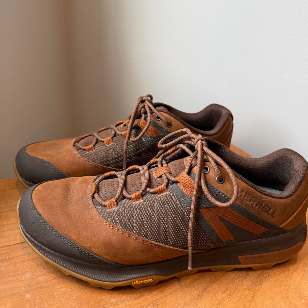 Merrell Men's Zion Brown Leather Trail Shoes Vibram Size 12 EUC - Picture 7 of 9